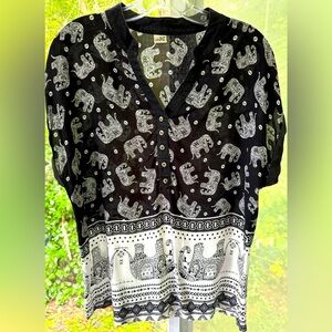 UNIQUE 100% Silk women’s black and white Elephant blouse made in Thailand. New